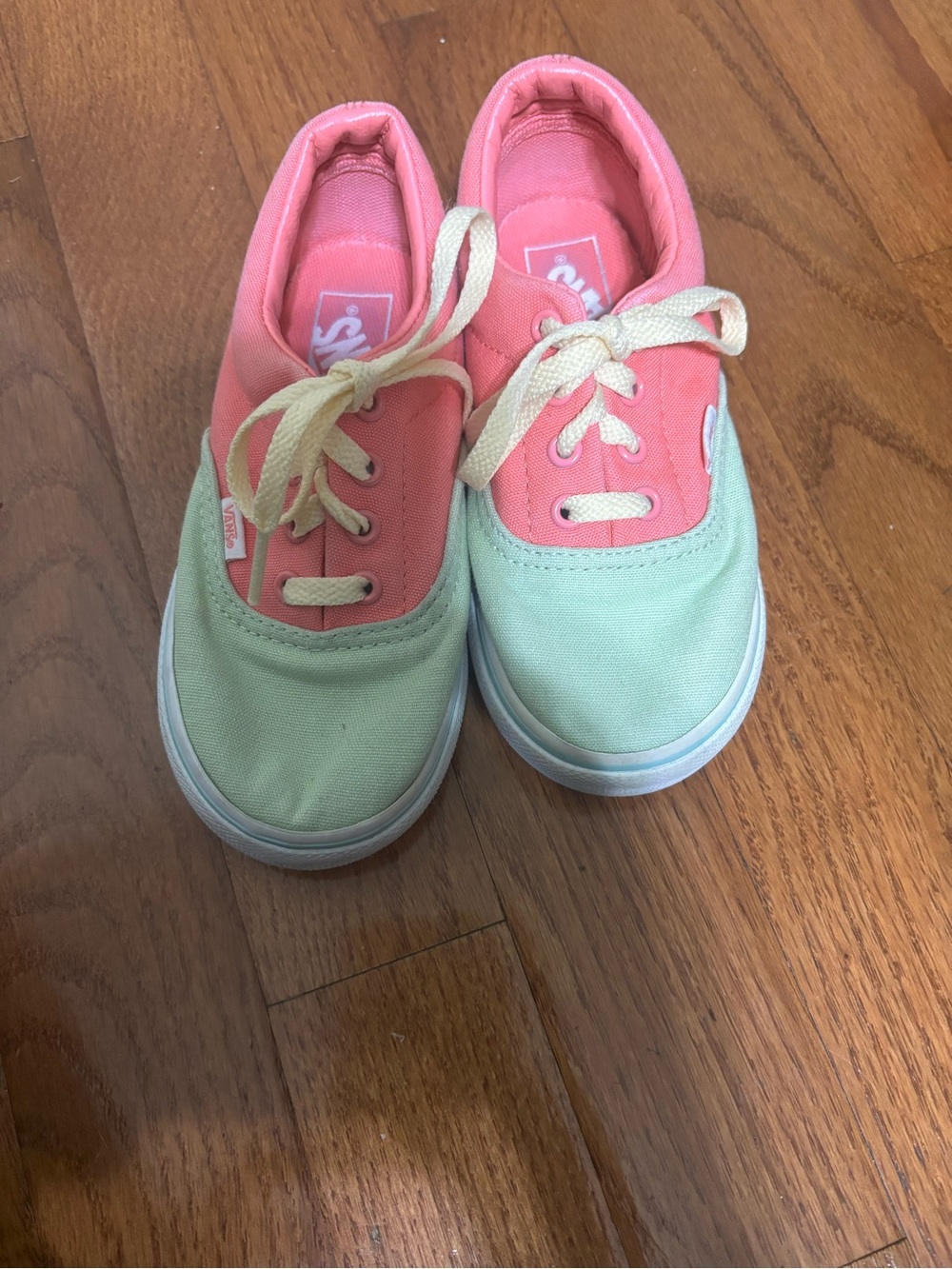 Multicolor Van Sneakers
